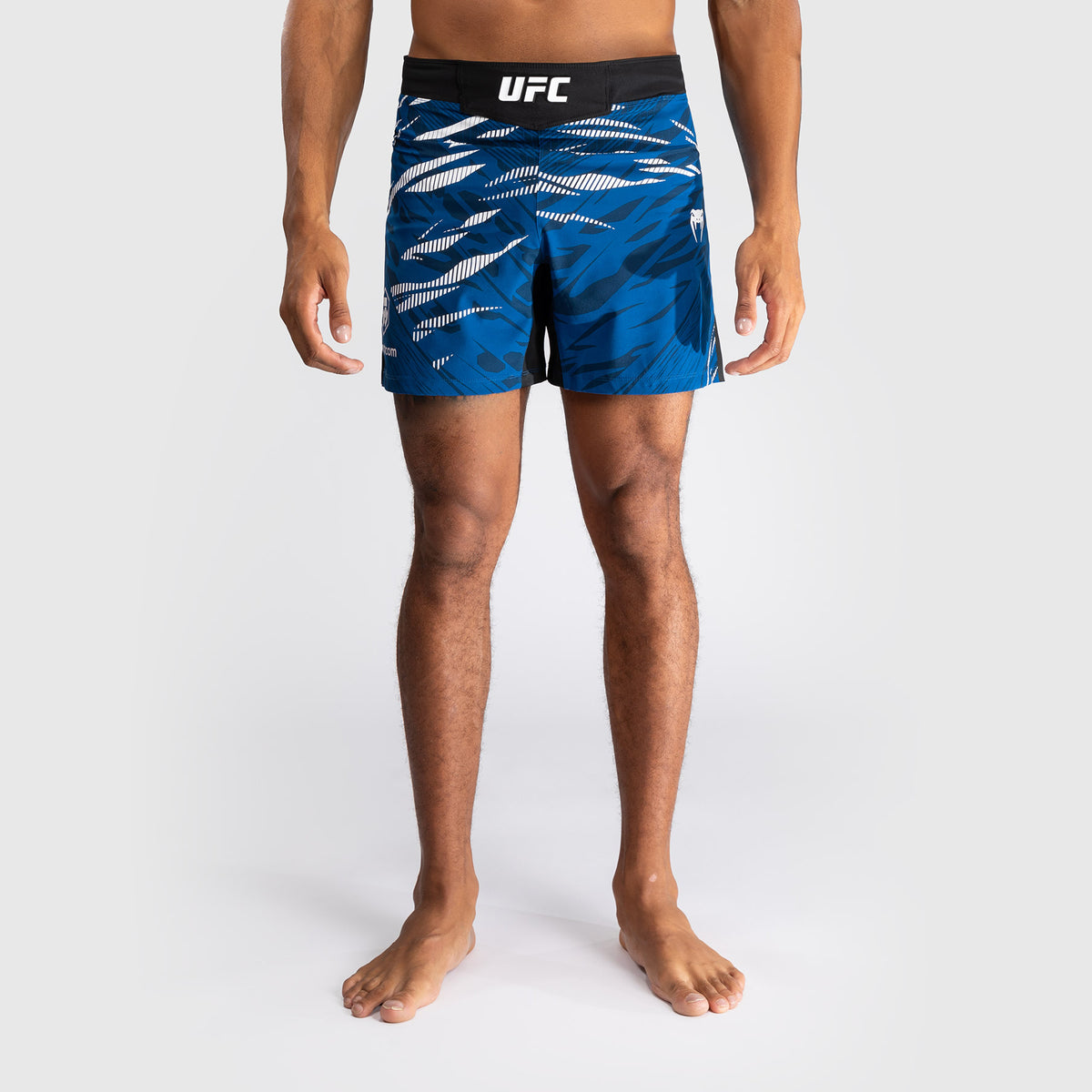 Shorts de Combat pour Hommes UFC Fusion by Venum Personnalisé Authentic Fight Night - Coupe Courte - Bleu - product-type_Shorts de MMA