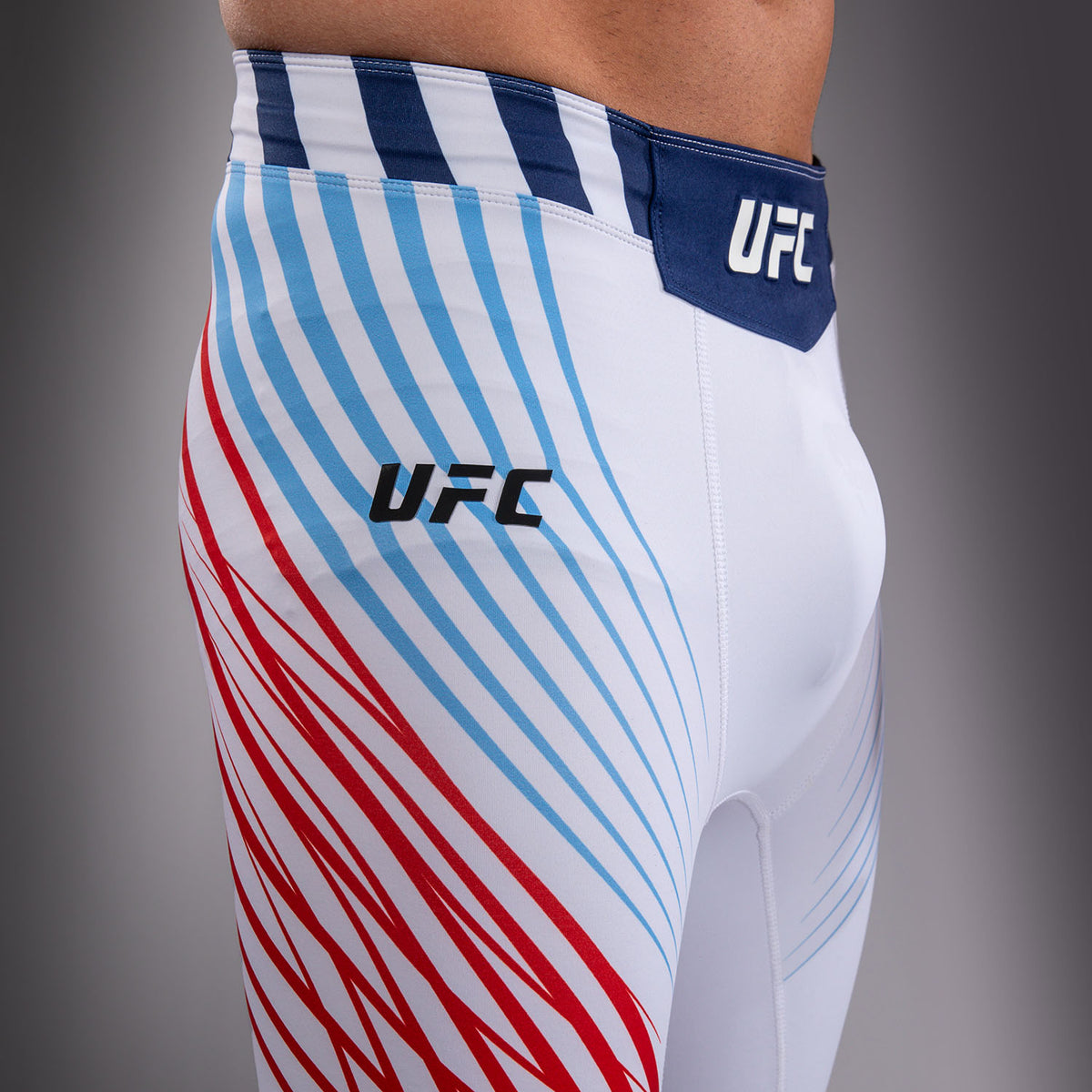 Official UFC Freedom 250 by Venum Authentic Fight Night Short Vale Tudo pour homme - Blanc - product-type_Shorts de compression