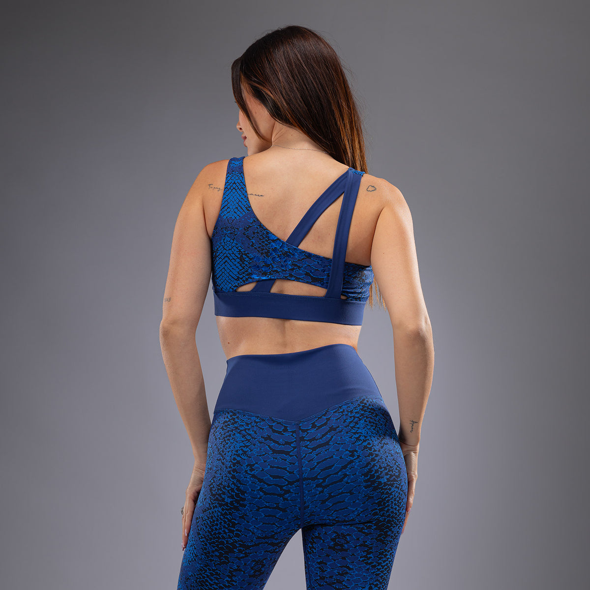 Brassière de sport pour Femmes Venum Amazonia - Bleu ultramarin - product-type_Brassières de sport