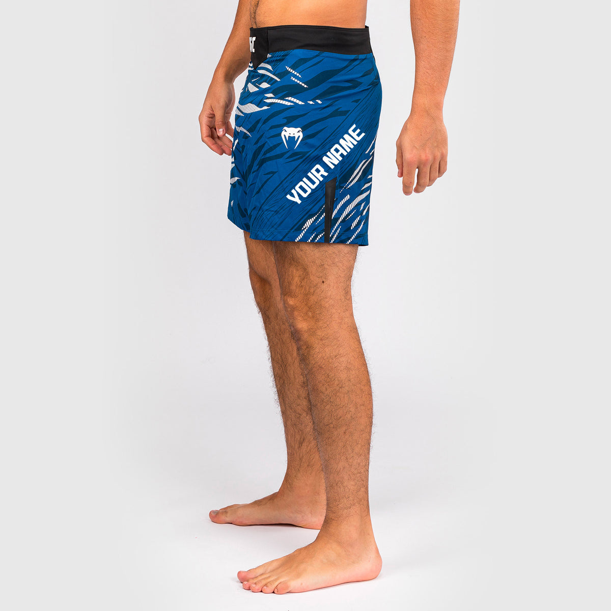 Shorts de Combat pour Hommes UFC Fusion by Venum Personnalisé Authentic Fight Night - Coupe Courte - Bleu - product-type_Shorts de MMA