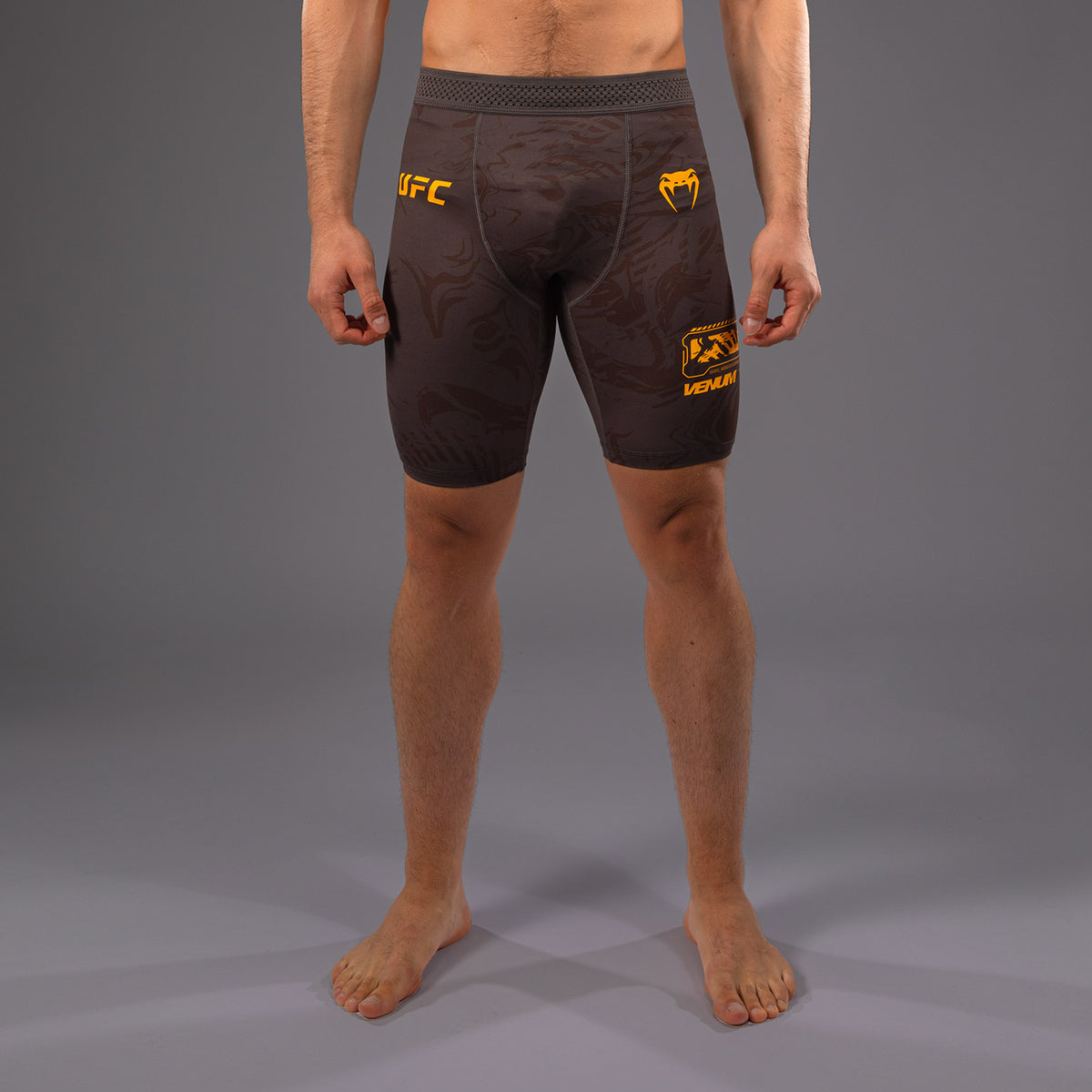 Short de compression pour Hommes UFC Fusion by Venum Fight Week - Marron Terrestre - product-type_Shorts de compression