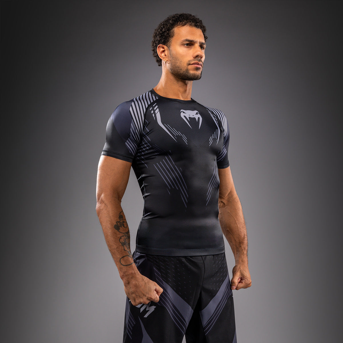Rashguard à Manches Courtes Venum No-Gi 6.0 - Noir/Gris - product-type_T-Shirts de Compression