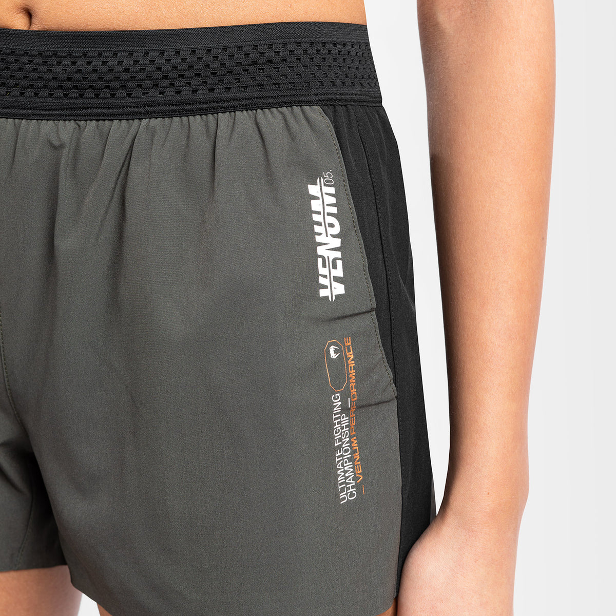 Short de performance pour Femmes UFC Adrenaline by Venum Fight Week - Khaki - product-type_Shorts de training