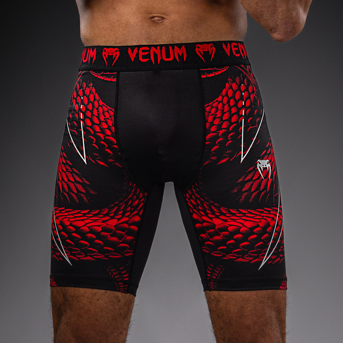 Short de Compression Venum Matupa - Noir/Rouge/Argent - product-type_Shorts de compression