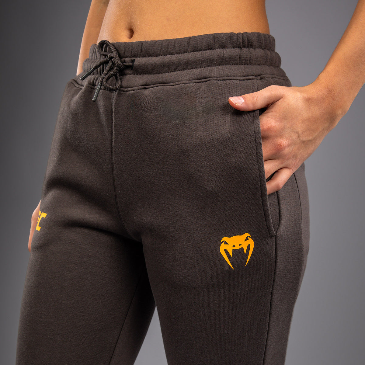 Pantalon en Coton pour Femmes UFC Fusion by Venum Fight Week - Marron Terrestre - product-type_Pantalons de jogging