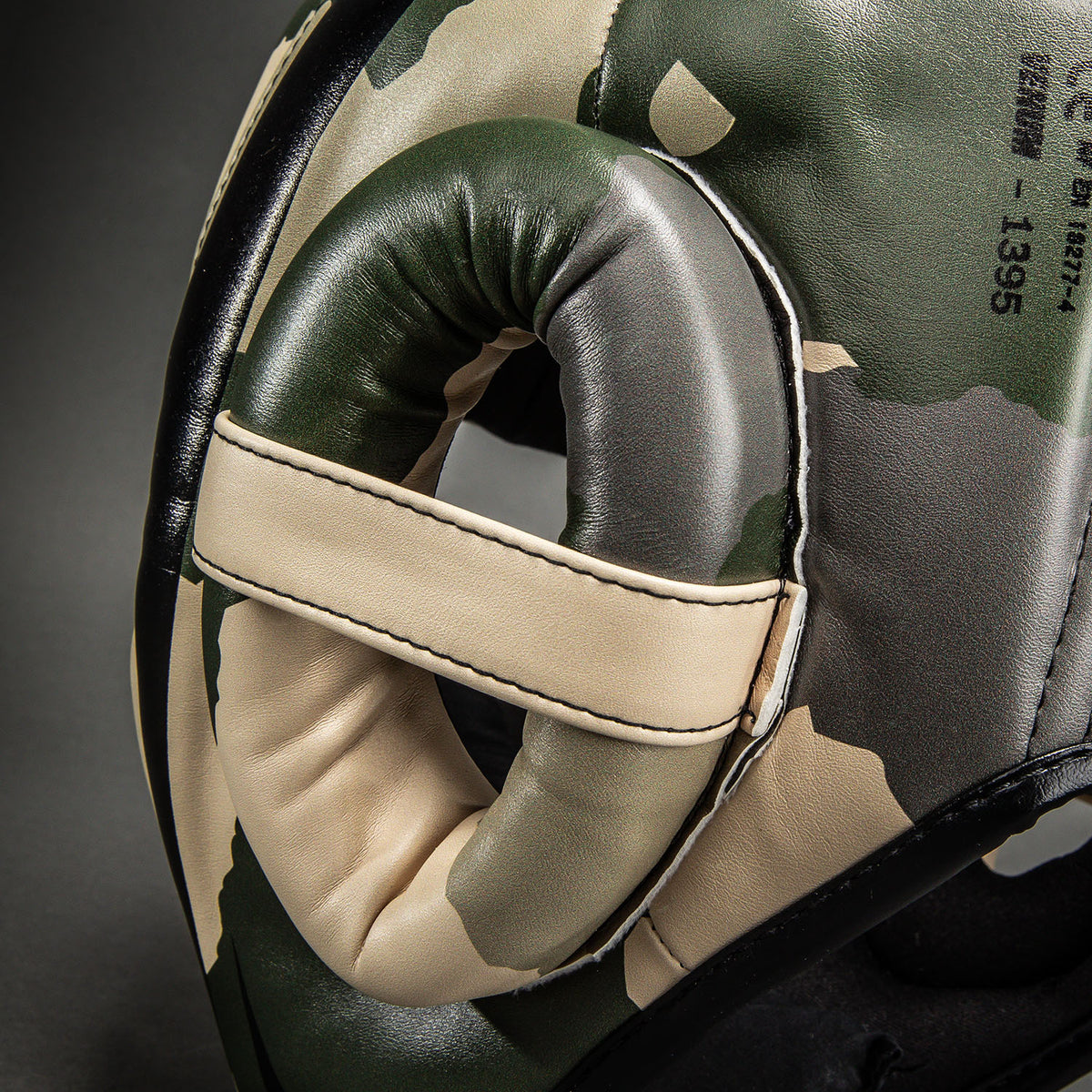Casque de protection Venum Elite Camo – Kaki/Blanc Cassé - product-type_Casques de boxe