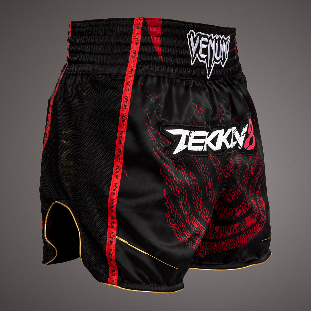 Short de Muay Thai Venum x TEKKEN 8 - Marshall Law - Noir/Rouge/Or - product-type_Shorts de Muay Thai