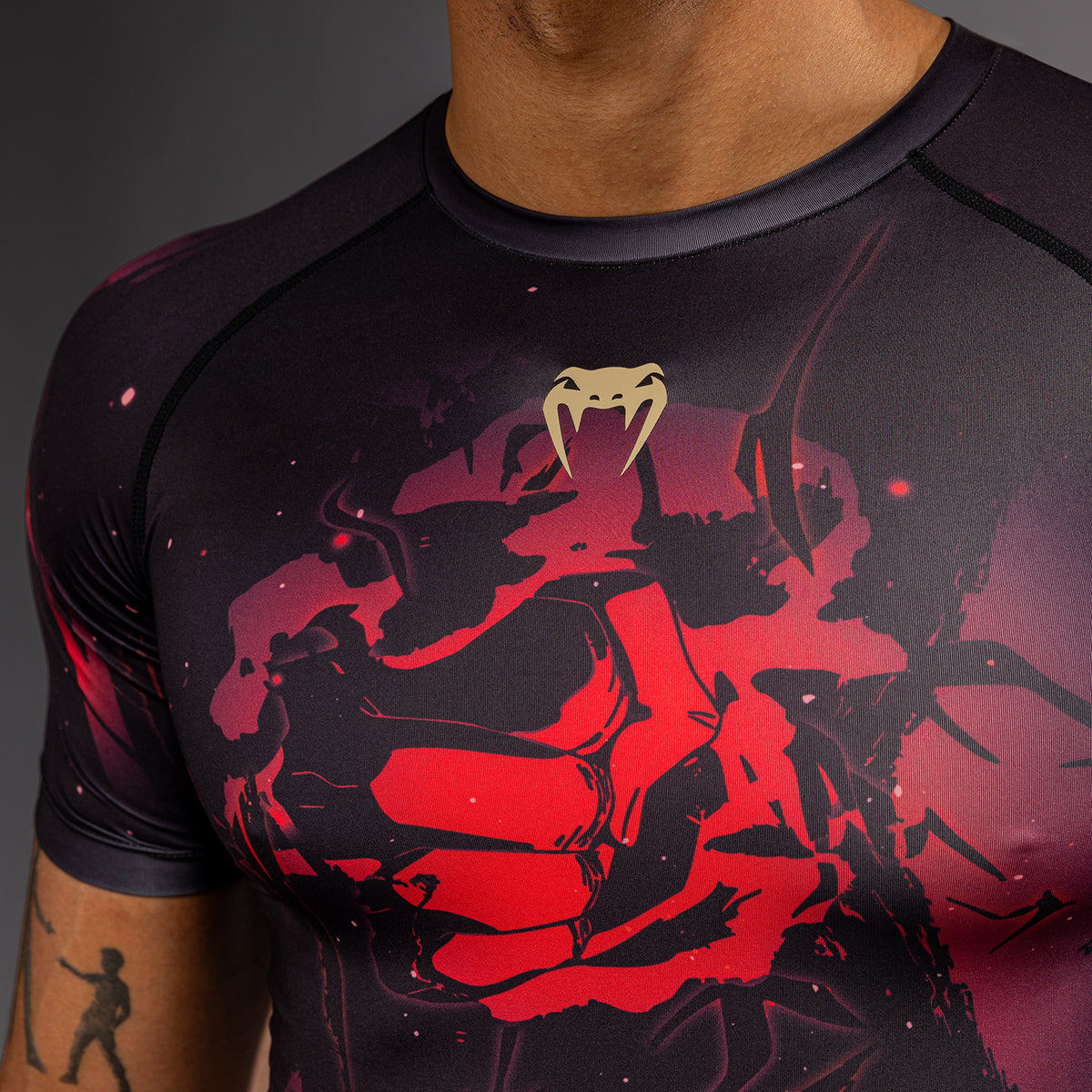 Rashguard à Manches Courtes Itadori Jujutsu Kaisen x Venum – Noir/Rouge - product-type_T-Shirts de Compression