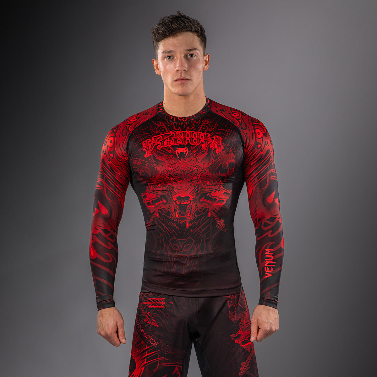 Rashguard à Manches Longues Venum Wolf Atak – Noir/Rouge - product-type_T-Shirts de Compression