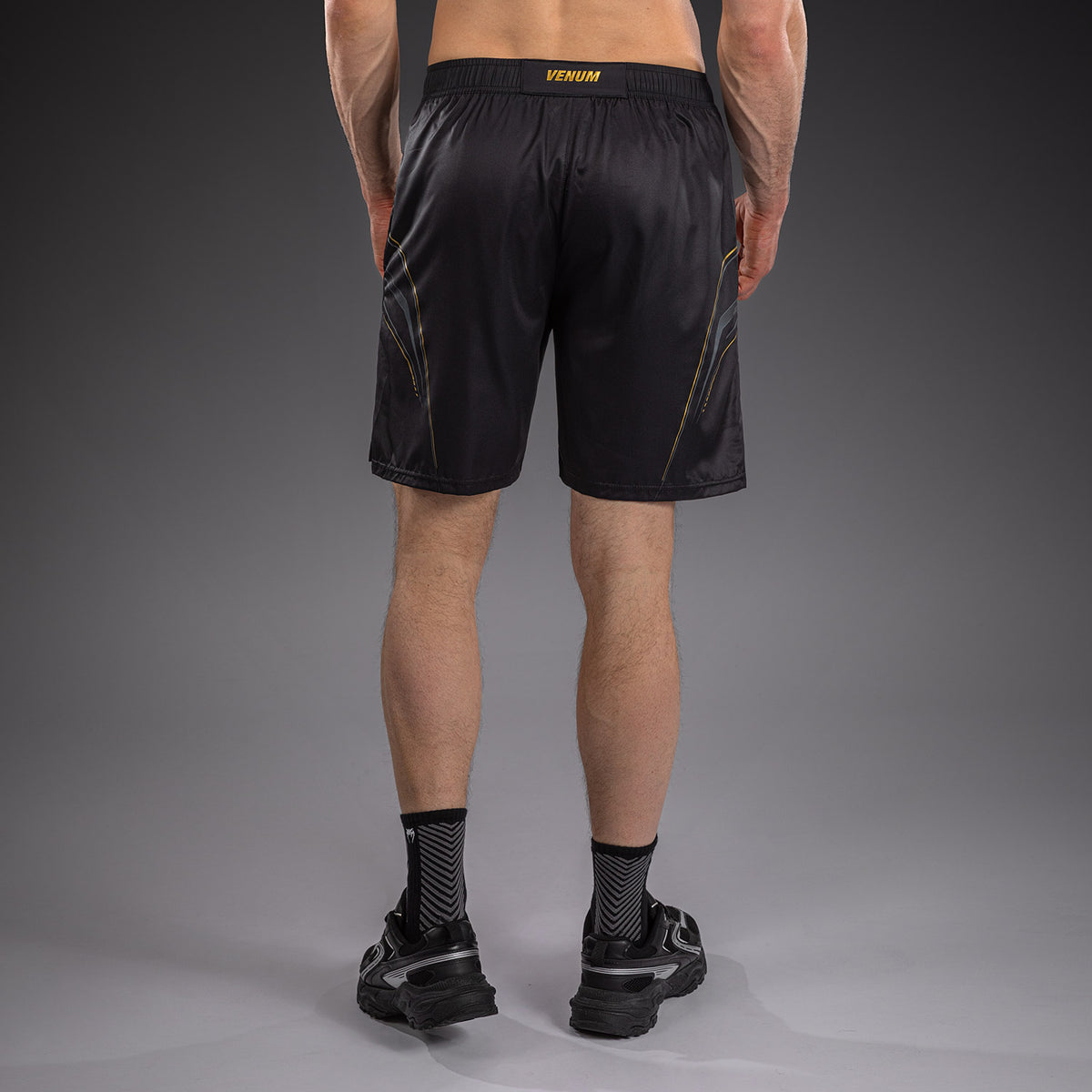 Short d’Entraînement Venum Streamline – Noir/Or - product-type_Shorts de training