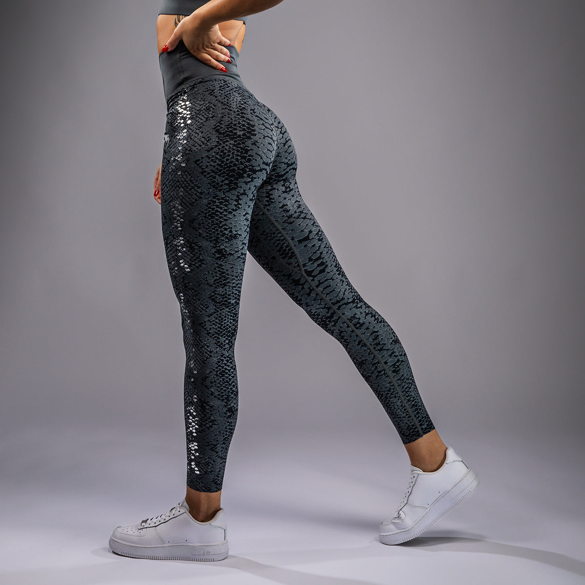 Leggings longs pour Femmes Venum Amazonia - Gris foncé - product-type_Leggings