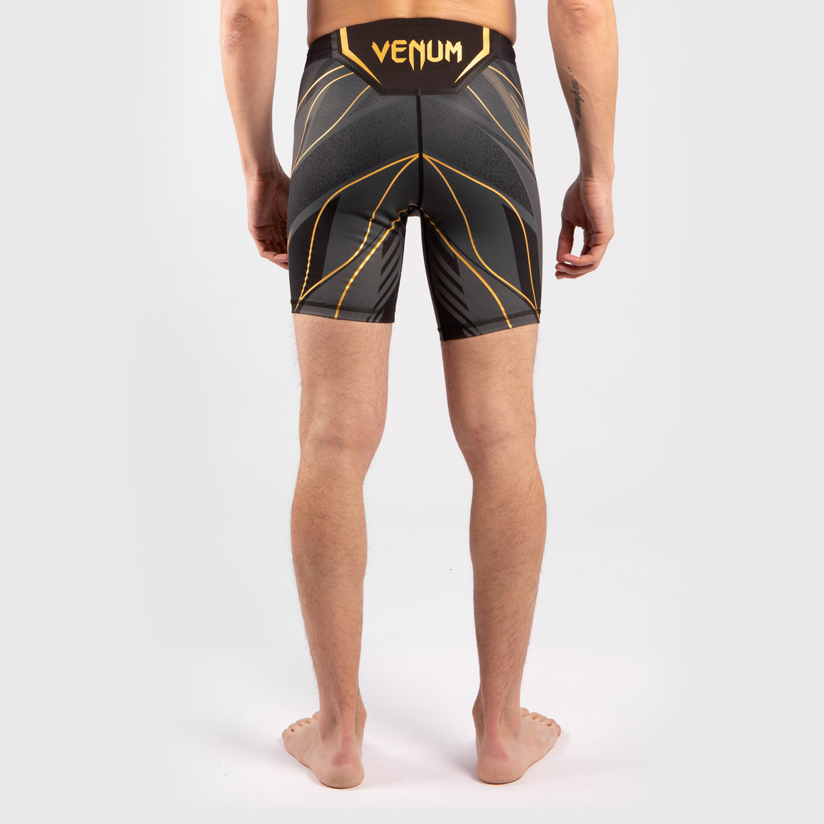 Short de Vale tudo Homme UFC Venum Authentic Fight Night - Coupe Courte - Champion - product-type_Shorts de compression