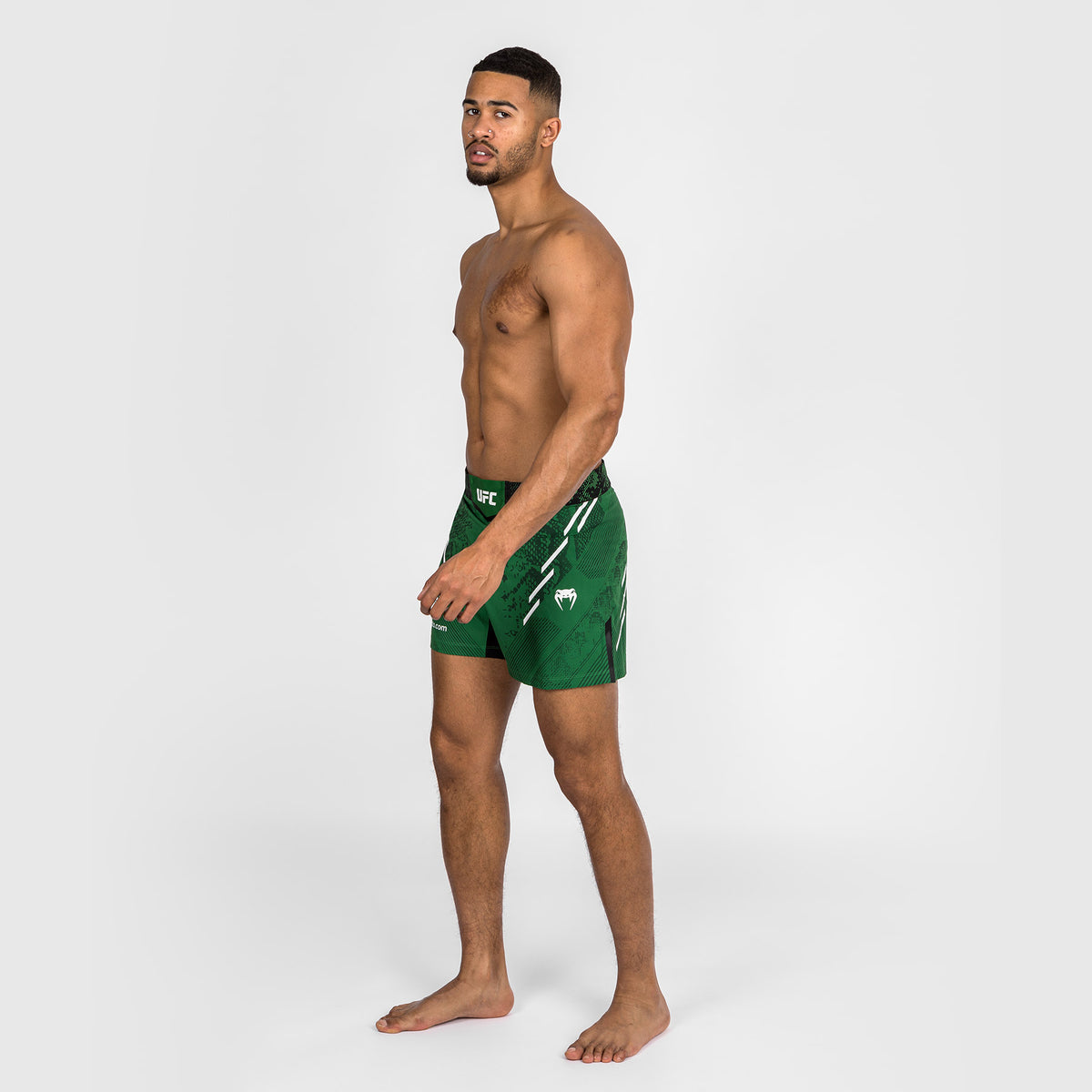 Short de combat Coupe courte pour Hommes UFC Adrenaline by Venum Authentic Fight Night - Vert - product-type_Shorts de MMA