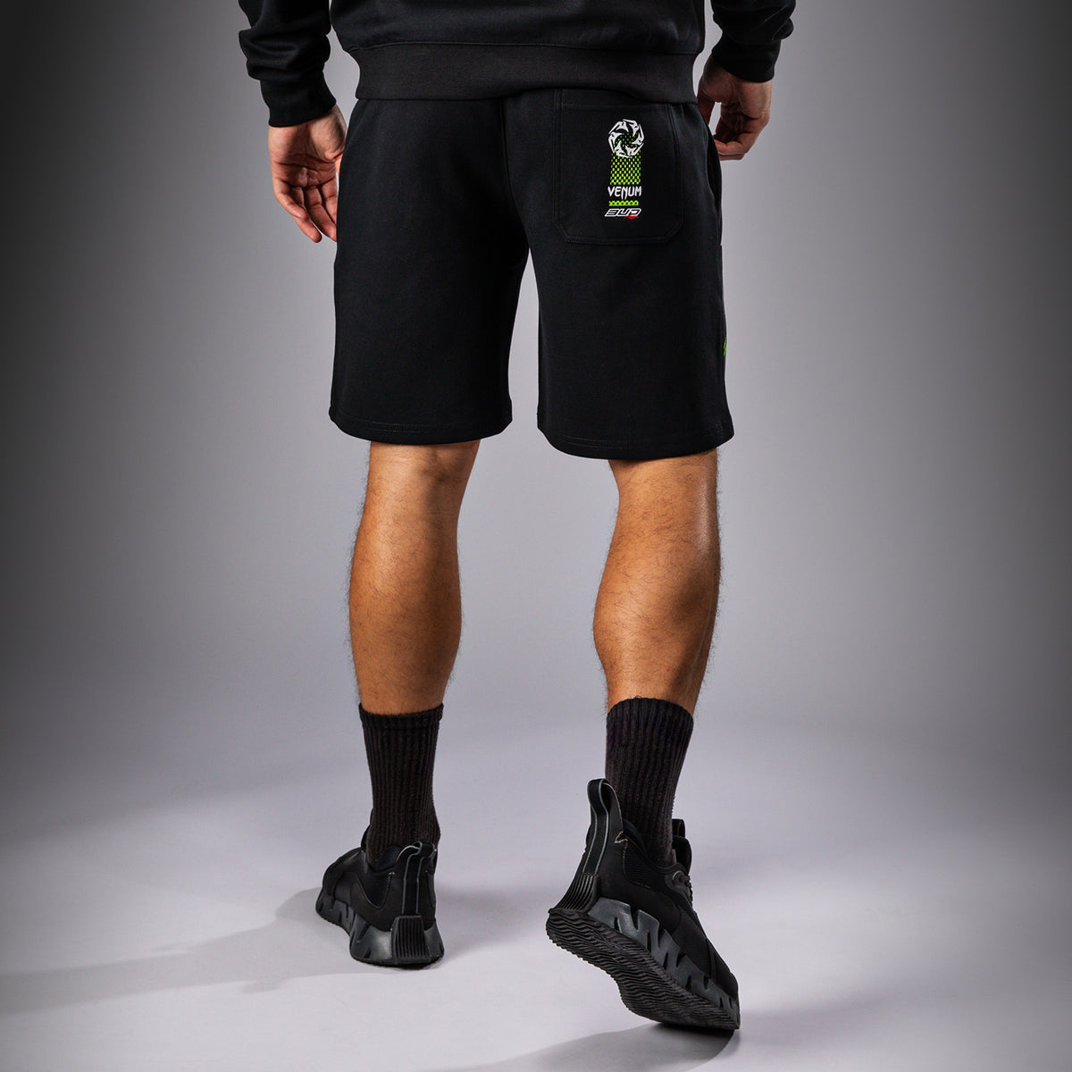 Short en coton pour Hommes Venum x Bud Racing - Noir/Blanc/Citron Vert - product-type_Shorts en Coton