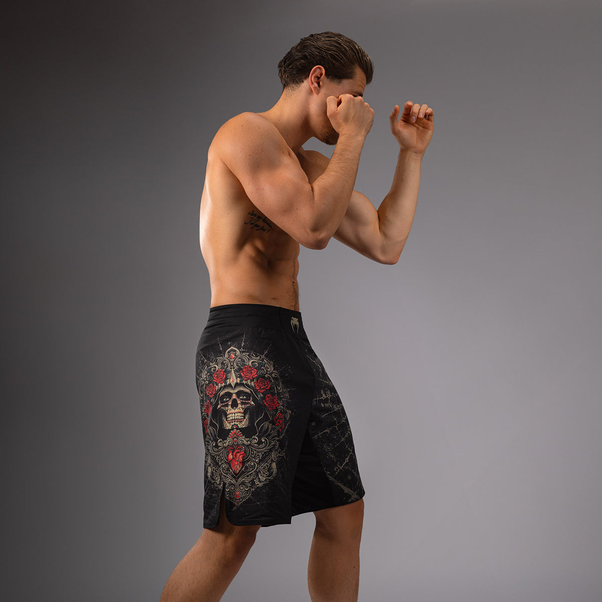 Short de Combat pour Hommes Venum Santa Muerte 5.0 - Noir Profond/Or - product-type_Shorts de MMA