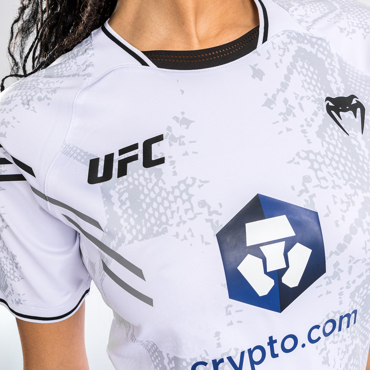 T-shirt Technique pour Femmes UFC Adrenaline by Venum Authentic Fight Night - Blanc - product-type_T-Shirts Dry Tech