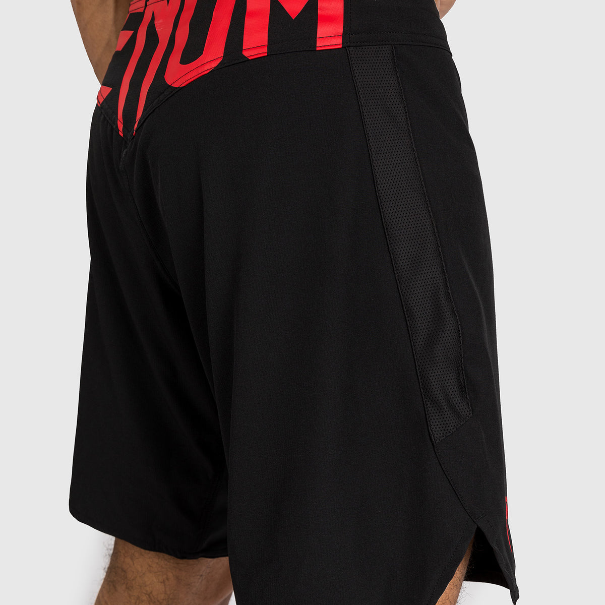 Shorts de combat Venum Light 5.0 - Noir/Rouge - product-type_Shorts de MMA