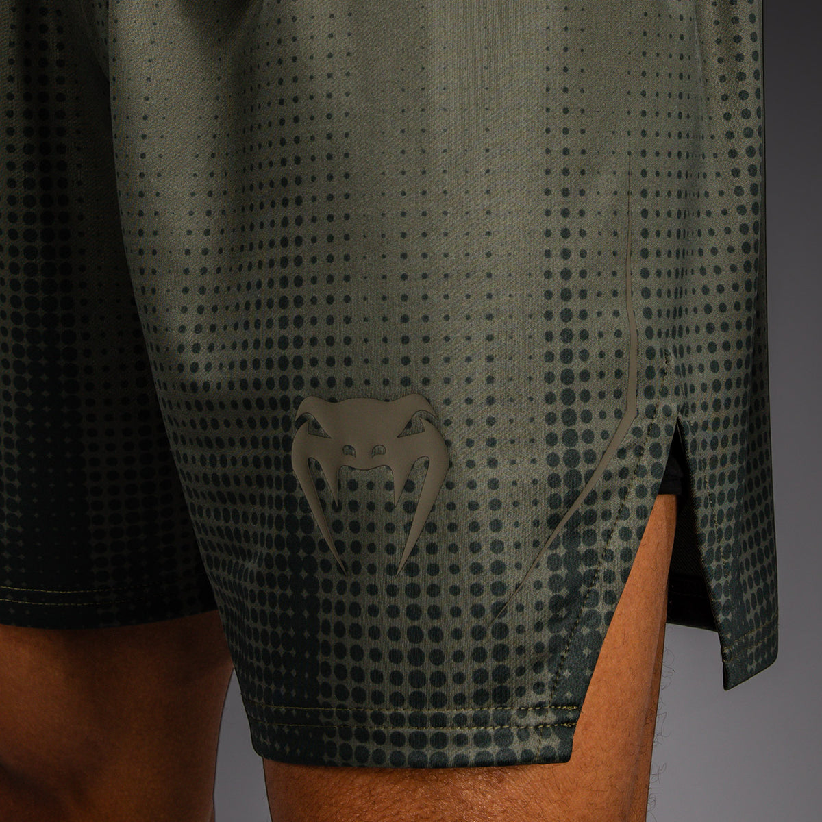 Short de Boxe Venum Stealth – Kaki/Vert Foncé - product-type_Shorts de boxe
