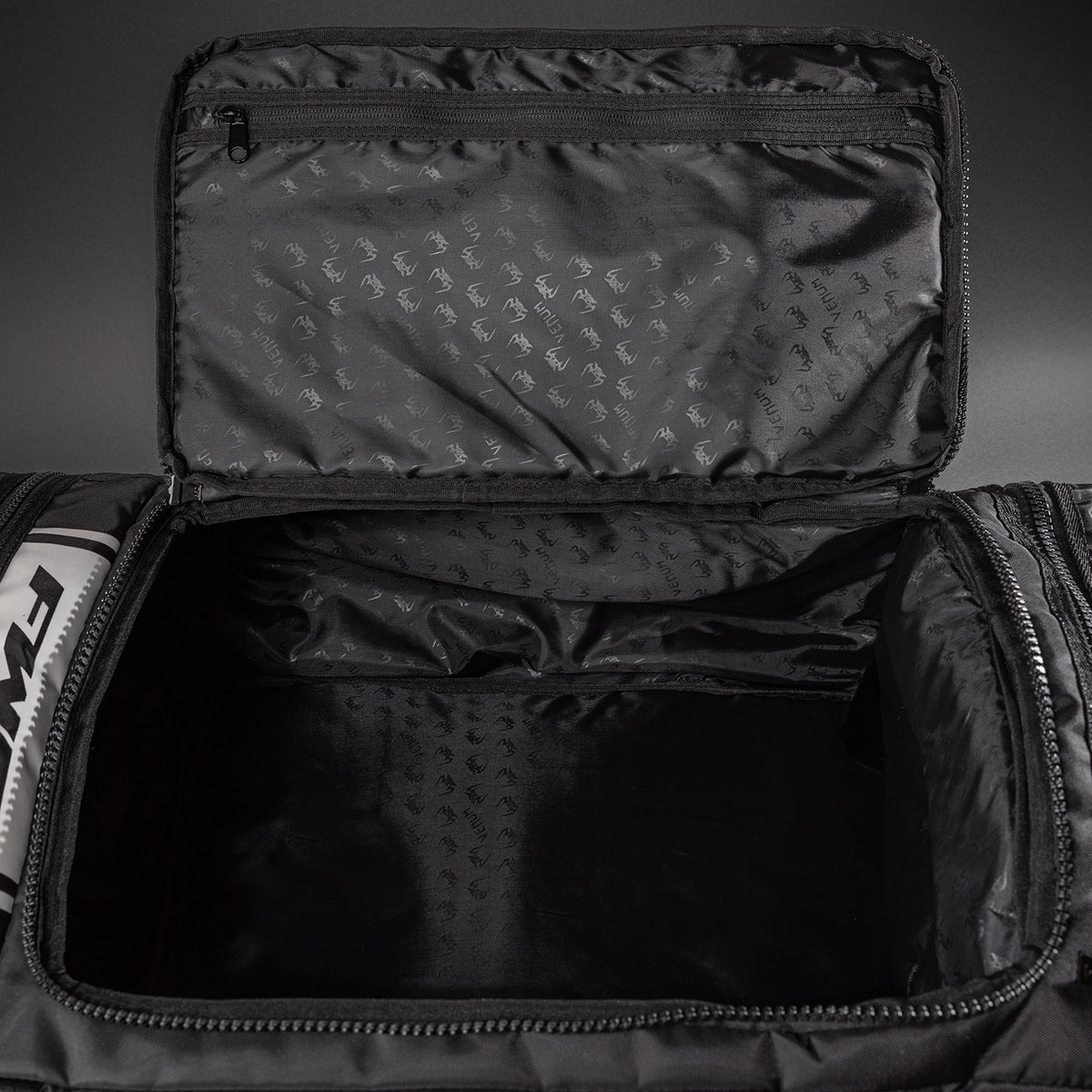 Sac de Sport UFC Unity by Venum Authentic Fight Week – Noir/Blanc - product-type_Sacs de sport