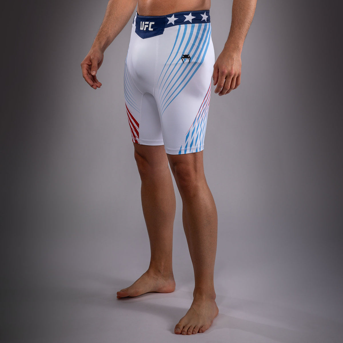 Official UFC Freedom 250 by Venum Authentic Fight Night Short Vale Tudo pour homme - Blanc - product-type_Shorts de compression