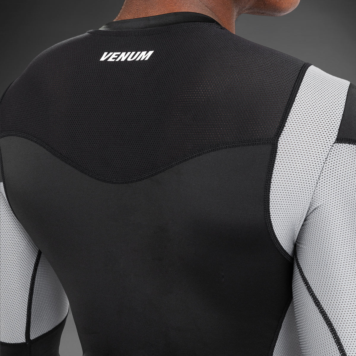 Rashguard À Manches Longues pour Hommes Venum Tempest - Noir/Gris - product-type_T-Shirts de Compression