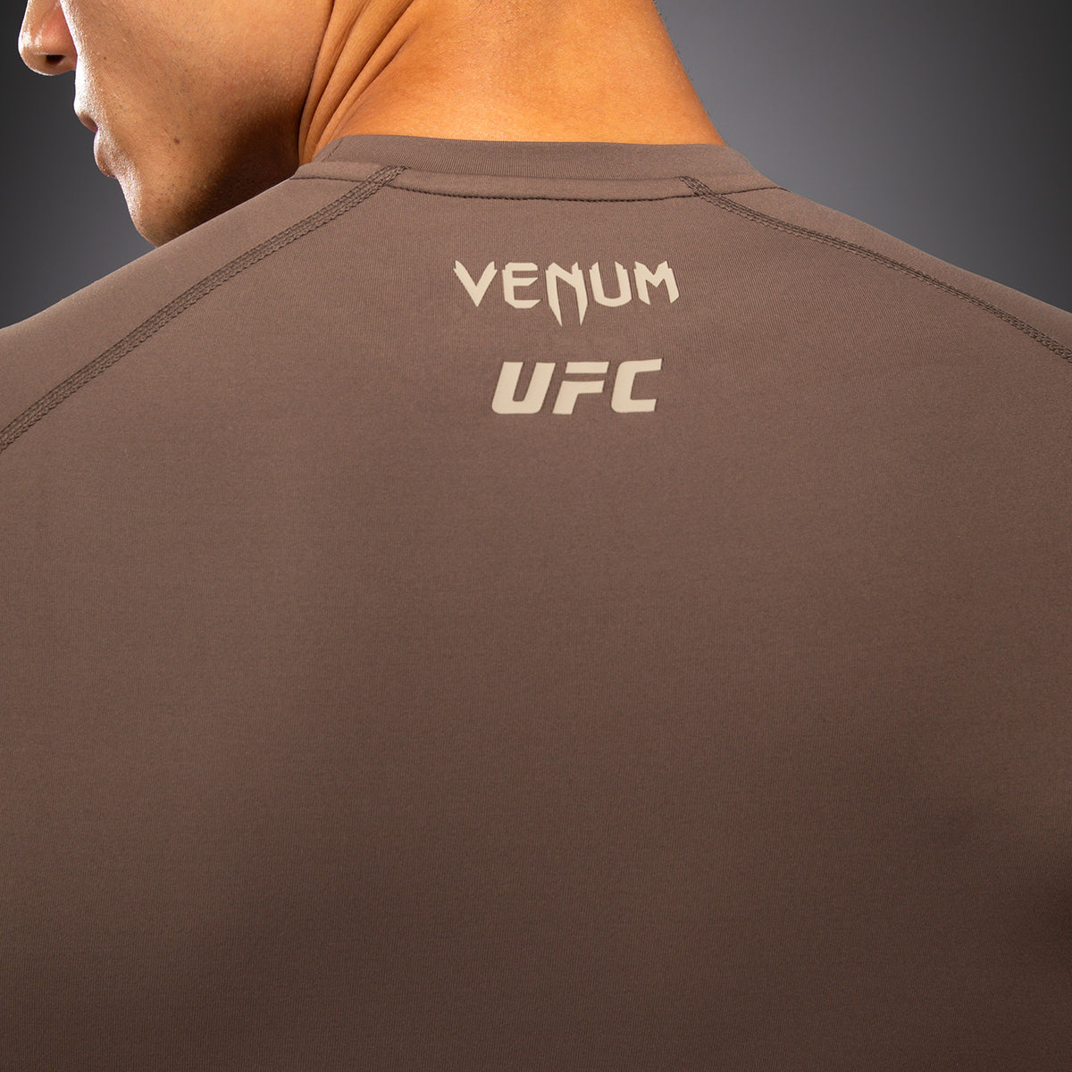Rashguard à Manches Longues Technique pour Homme Venum UFC Unity by Venum Authentic Fight Week - Marron - product-type_T-Shirts de Compression