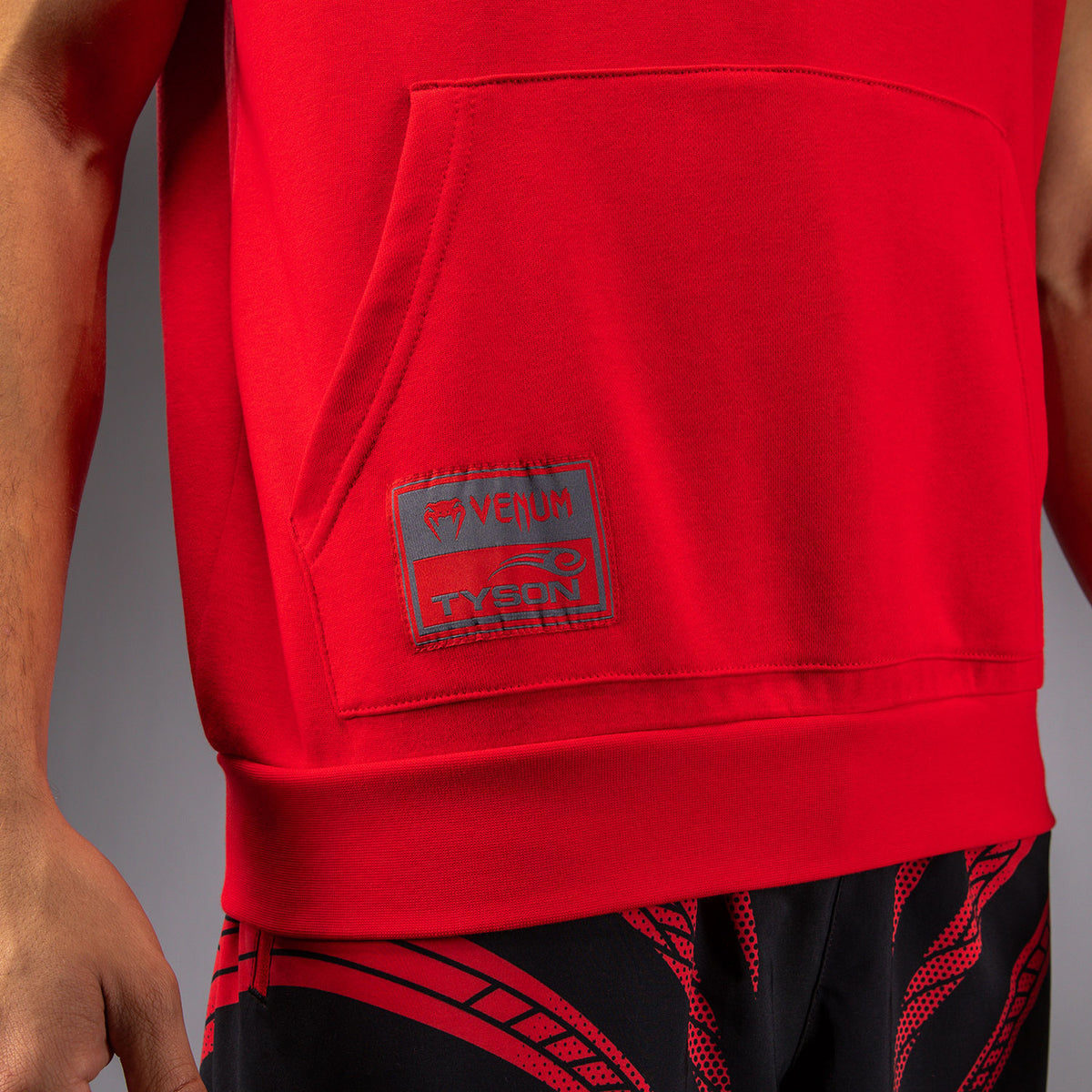 Sweat à capuche sans manches Venum x Mike Tyson Tiger - Rouge Intense/Noir Profond - product-type_Sweatshirts