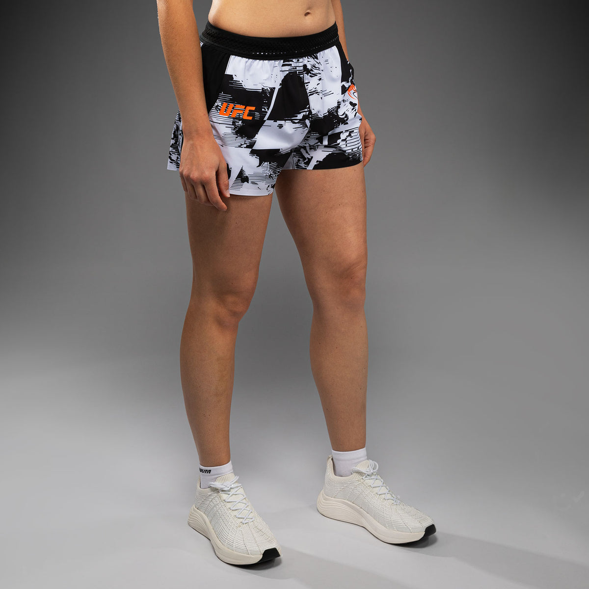 Short Performance Femme Venum UFC Zenith Authentic Fight Week – Blanc - product-type_Shorts de training