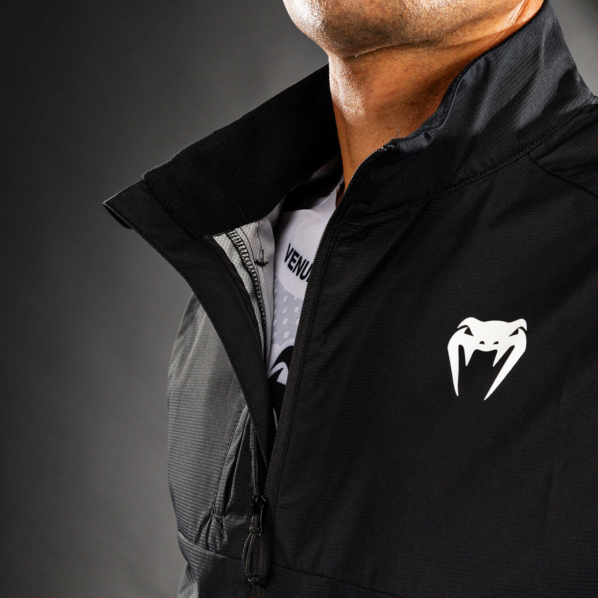 Coupe-vent sans manches Venum MX Basics - Noir/Blanc - product-type_Vestes