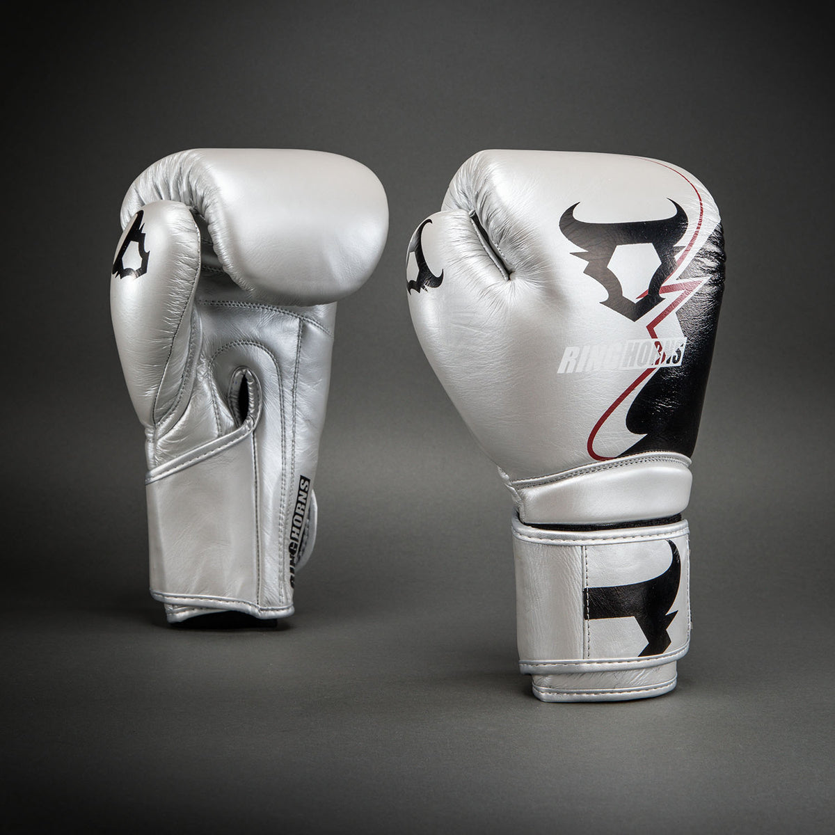 Gants de boxe Ringhorns Charger by Venum – Argent/Noir - product-type_Gants de boxe
