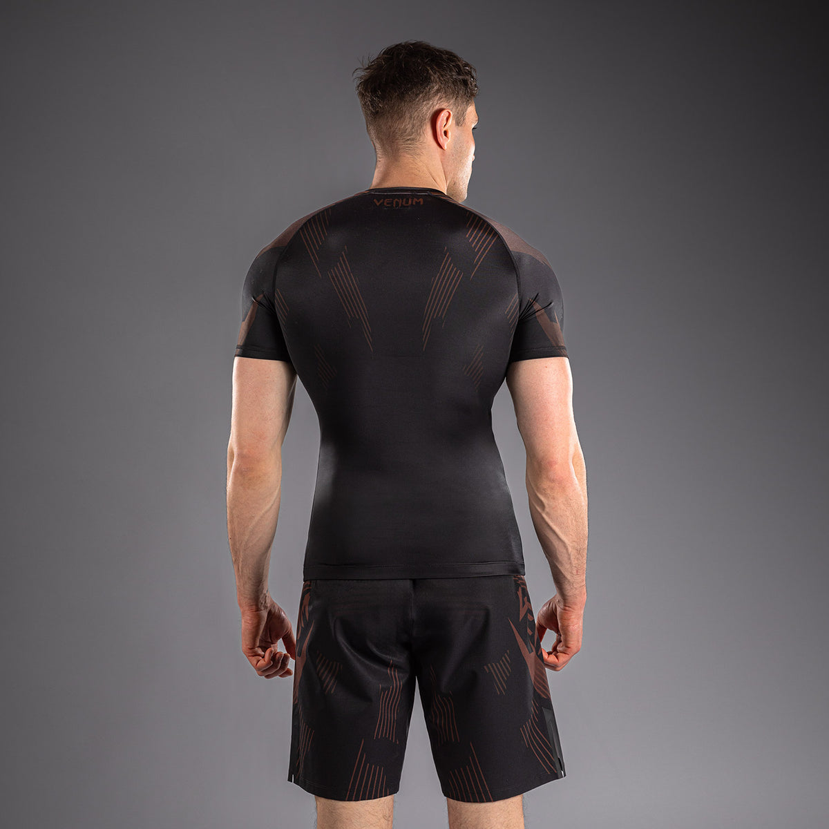 Rashguard à Manches Courtes Venum No-Gi 6.0 - Noir/Marron - product-type_T-Shirts de Compression
