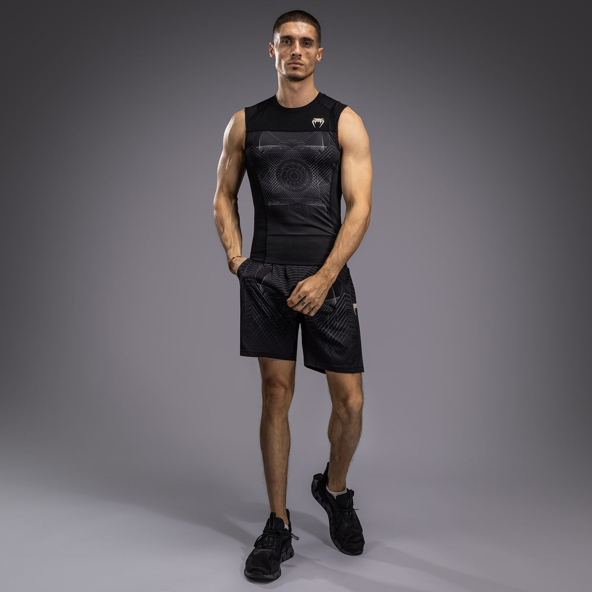 Rashguard sans Manches Venum G-Fit Air pour Hommes - Noir Intense/Sable Désert - product-type_T-Shirts de Compression