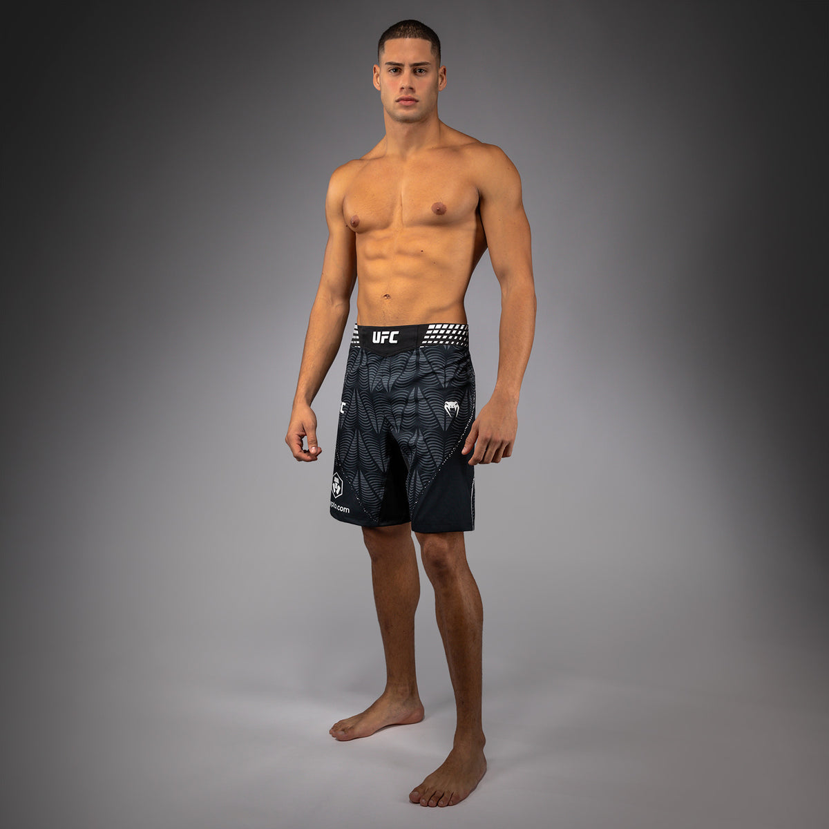 Short de combat coupe longue Homme UFC Zenith by Venum Authentic Fight Night - Noir - product-type_Shorts de MMA