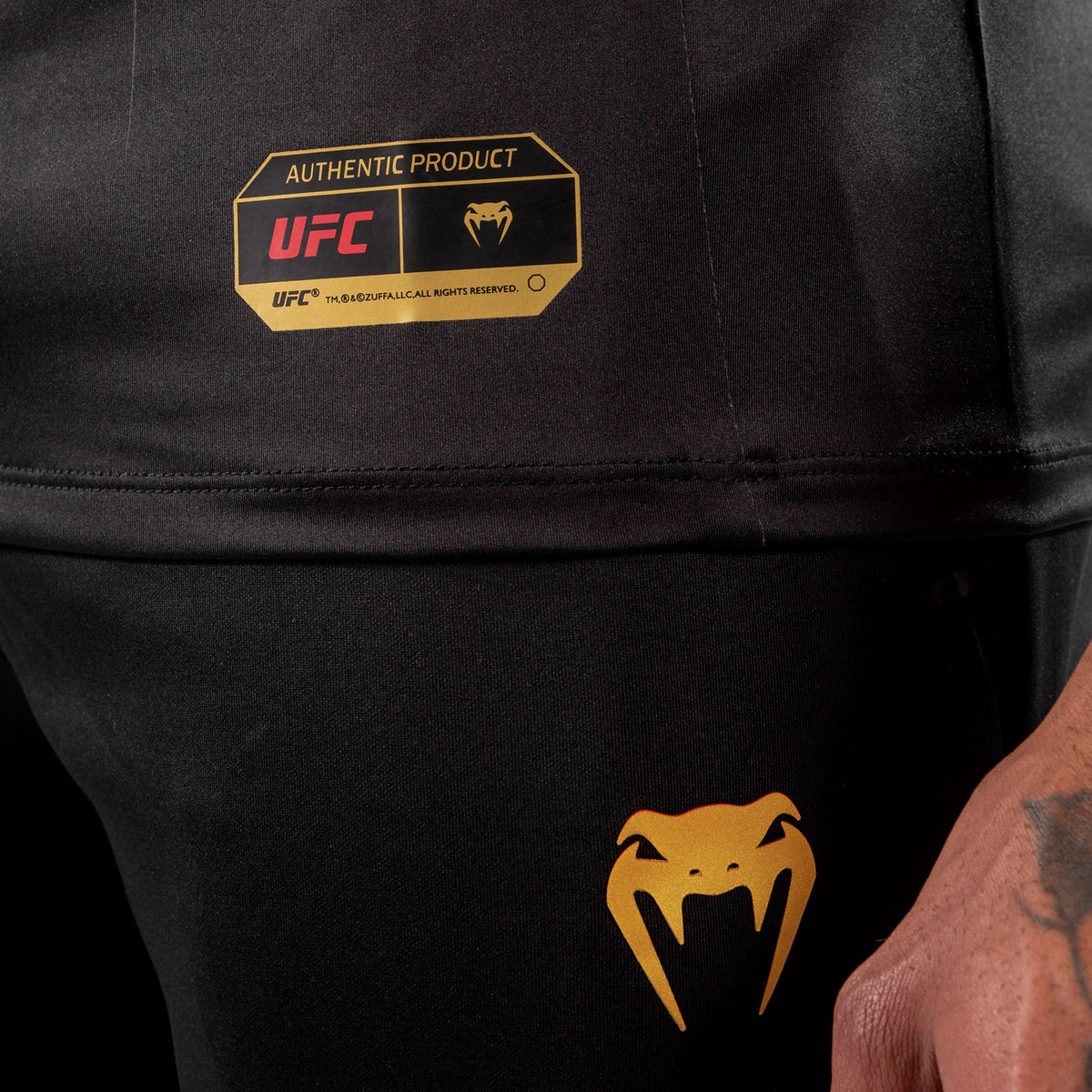 T-shirt Technique Homme Personnalisé UFC Venum Authentic Fight Night - Champion - product-type_T-Shirts Dry Tech