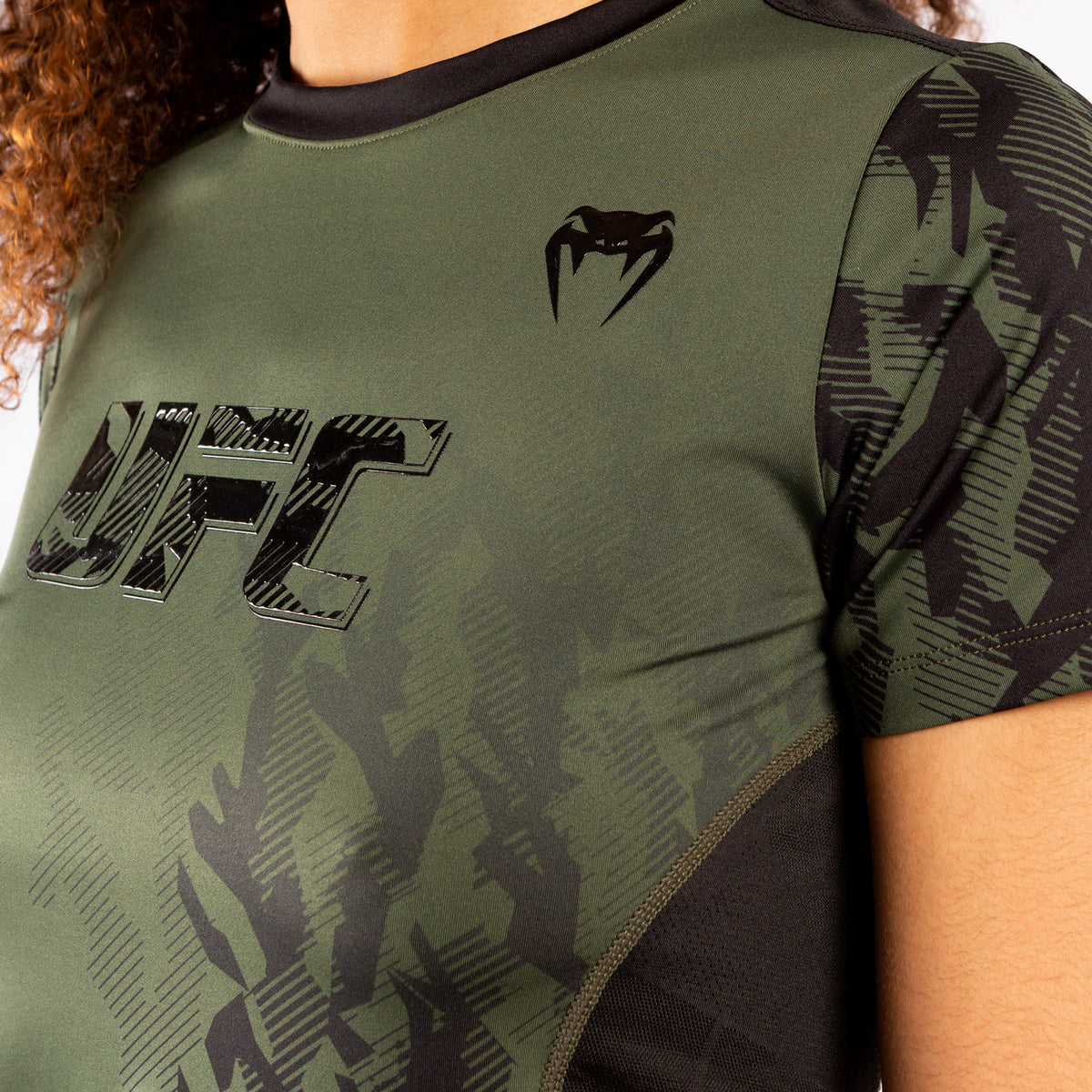 T-shirt Performance à Manches Courtes Femme Venum UFC Authentic Fight Week – Kaki - product-type_T-Shirts Dry Tech