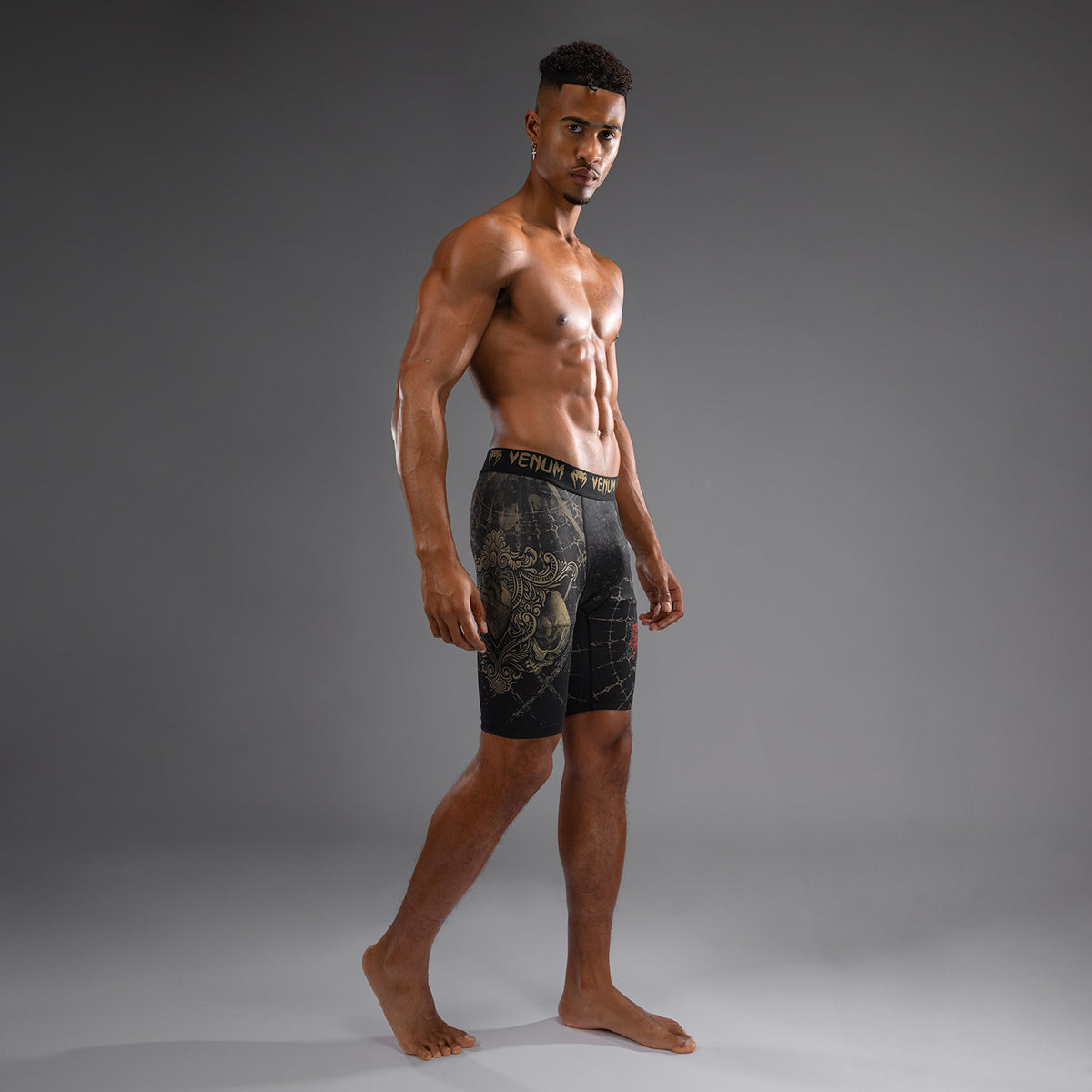 Short de compression pour Hommes Venum Santa Muerte 5.0 - Noir Profond/Or - product-type_Shorts de compression