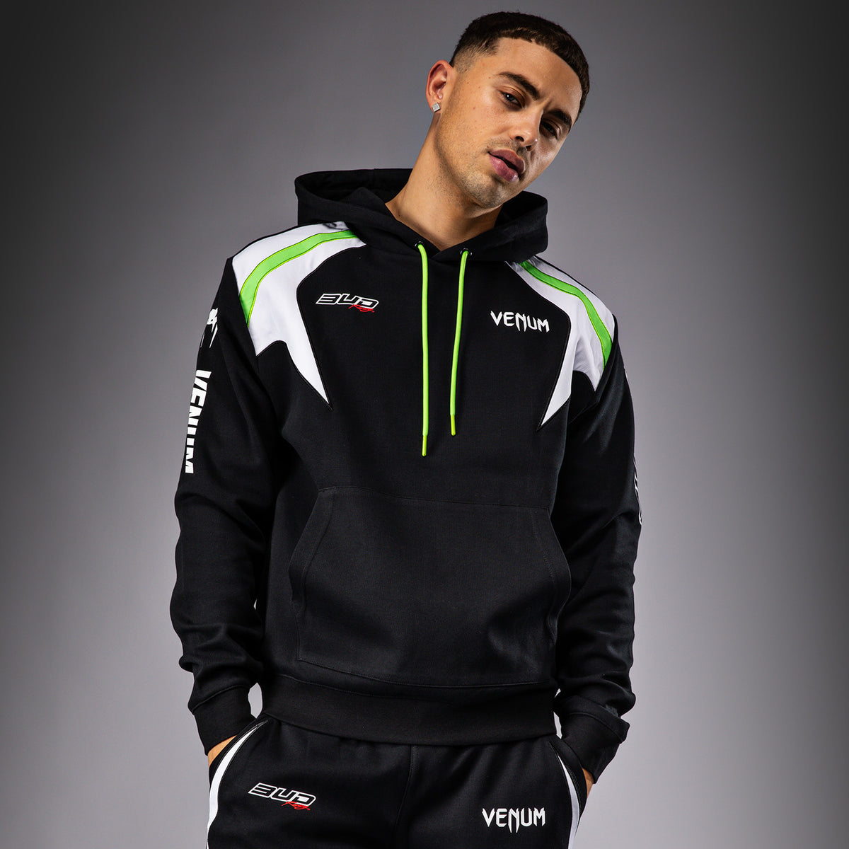 Sweat à capuche pour Hommes Venum x Bud Racing - Noir/Blanc/Citron Vert - product-type_Sweatshirts
