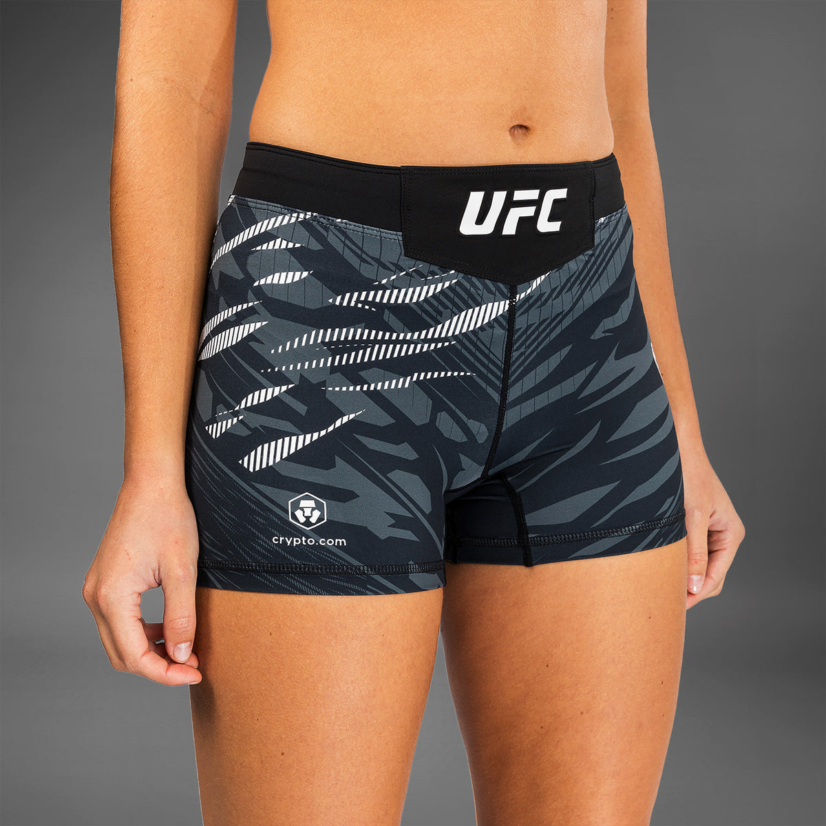 Short de compression pour Femmes UFC Fusion by Venum Authentic Fight Night - Coupe Courte - Noir - product-type_Shorts de compression
