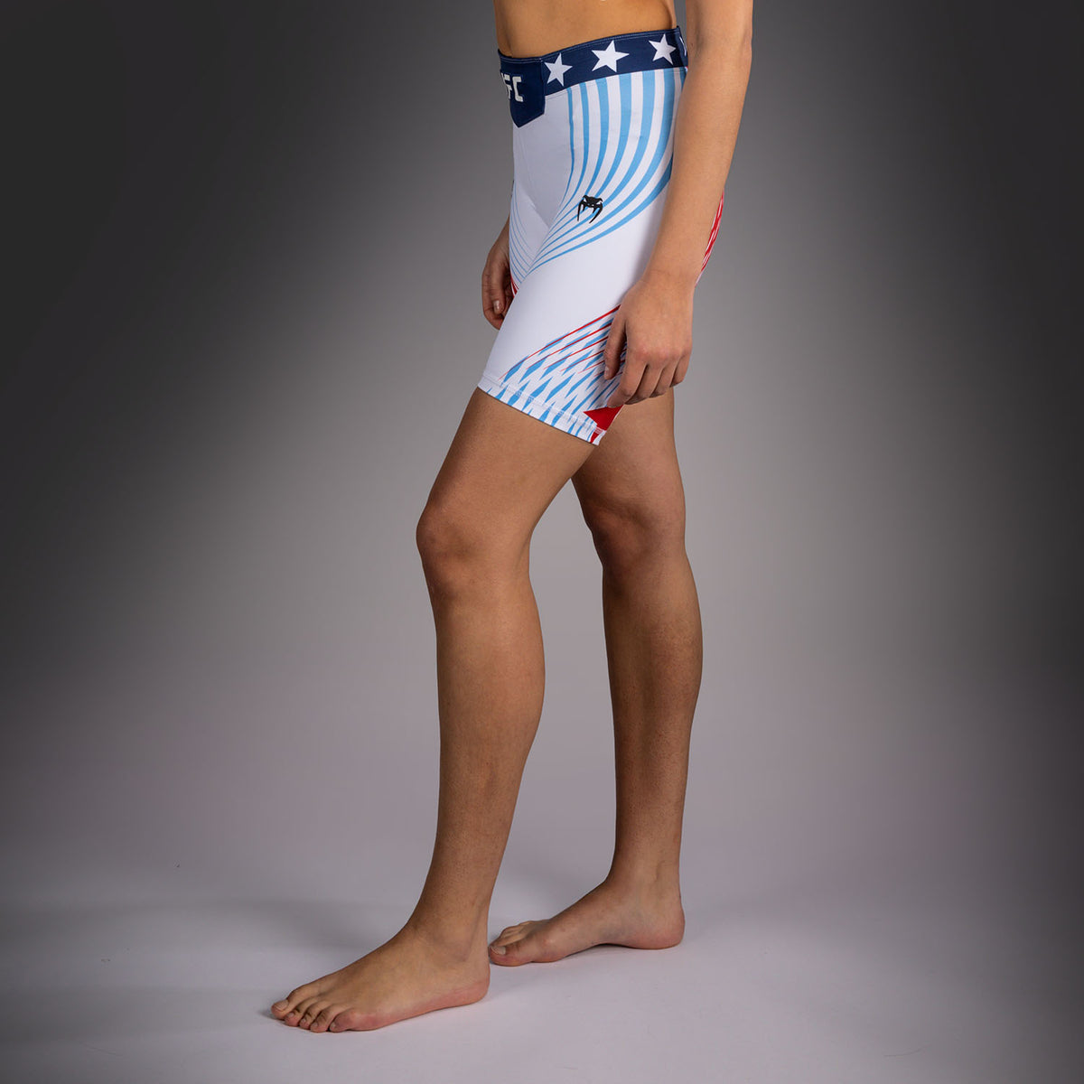 Official UFC Freedom 250 by Venum Authentic Short Vale Tudo coupe longue pour femme - Blanc - product-type_Shorts de compression