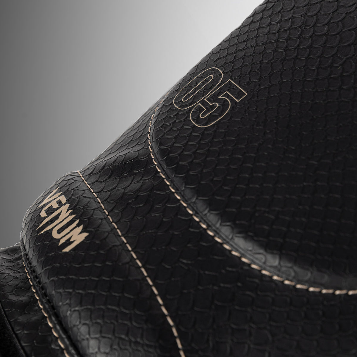 Gants de Boxe Venum Impact Evo Scales – Noir - product-type_Gants de boxe