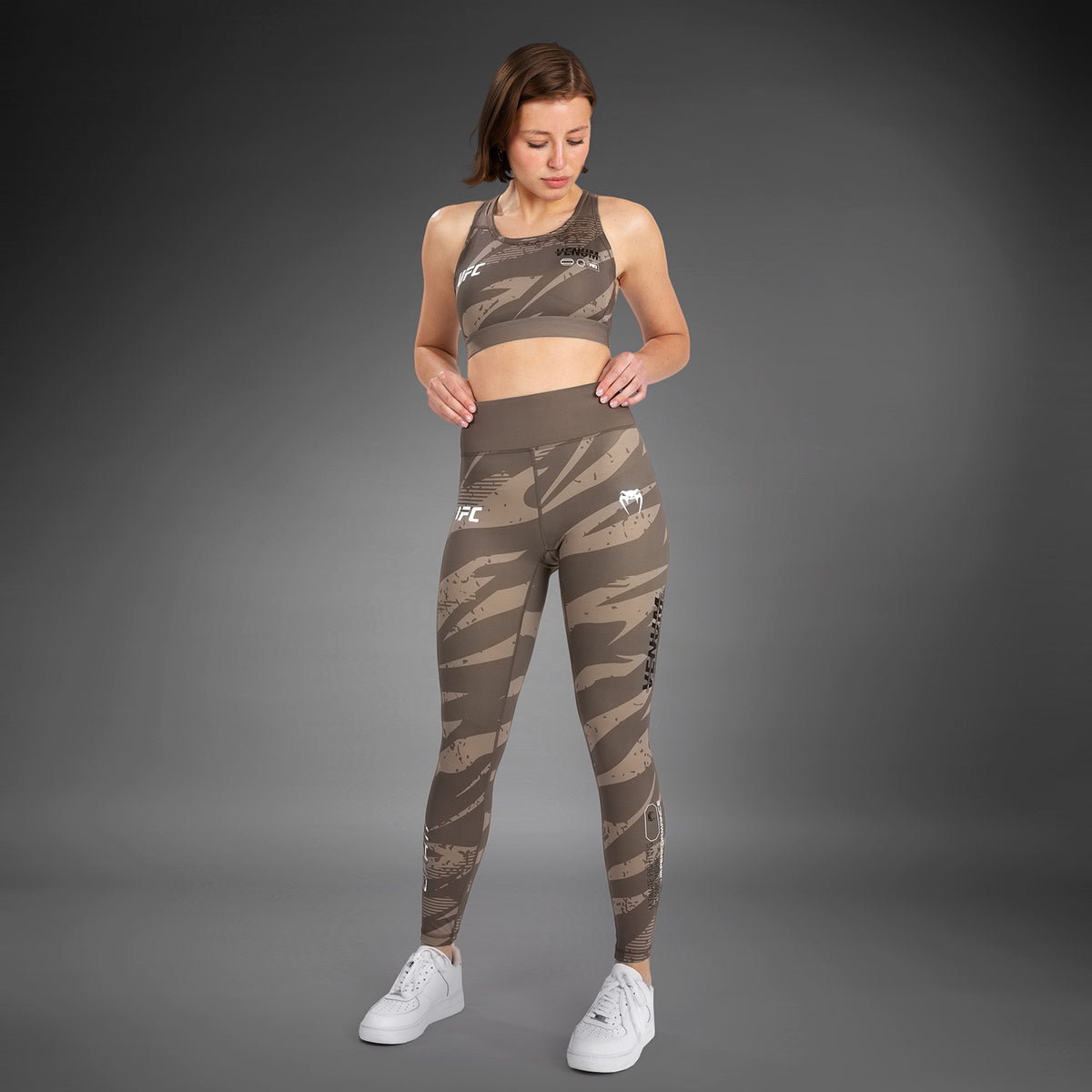 Legging pour Femmes UFC Adrenaline by Venum Fight Week Performance - Desert Camo - product-type_Leggings