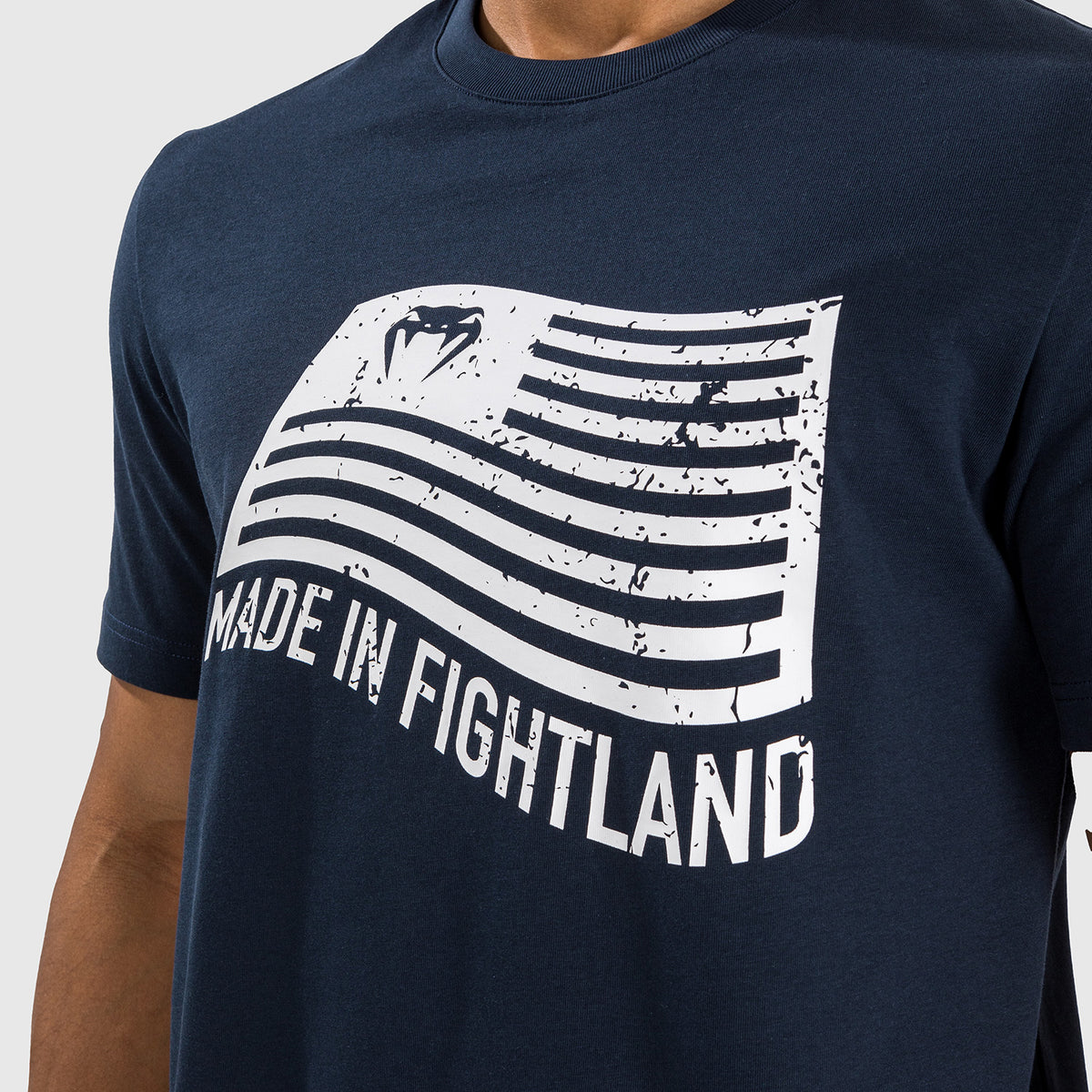 T-Shirt Venum Made in Fightland - Bleu marine/blanc - product-type_T-Shirts