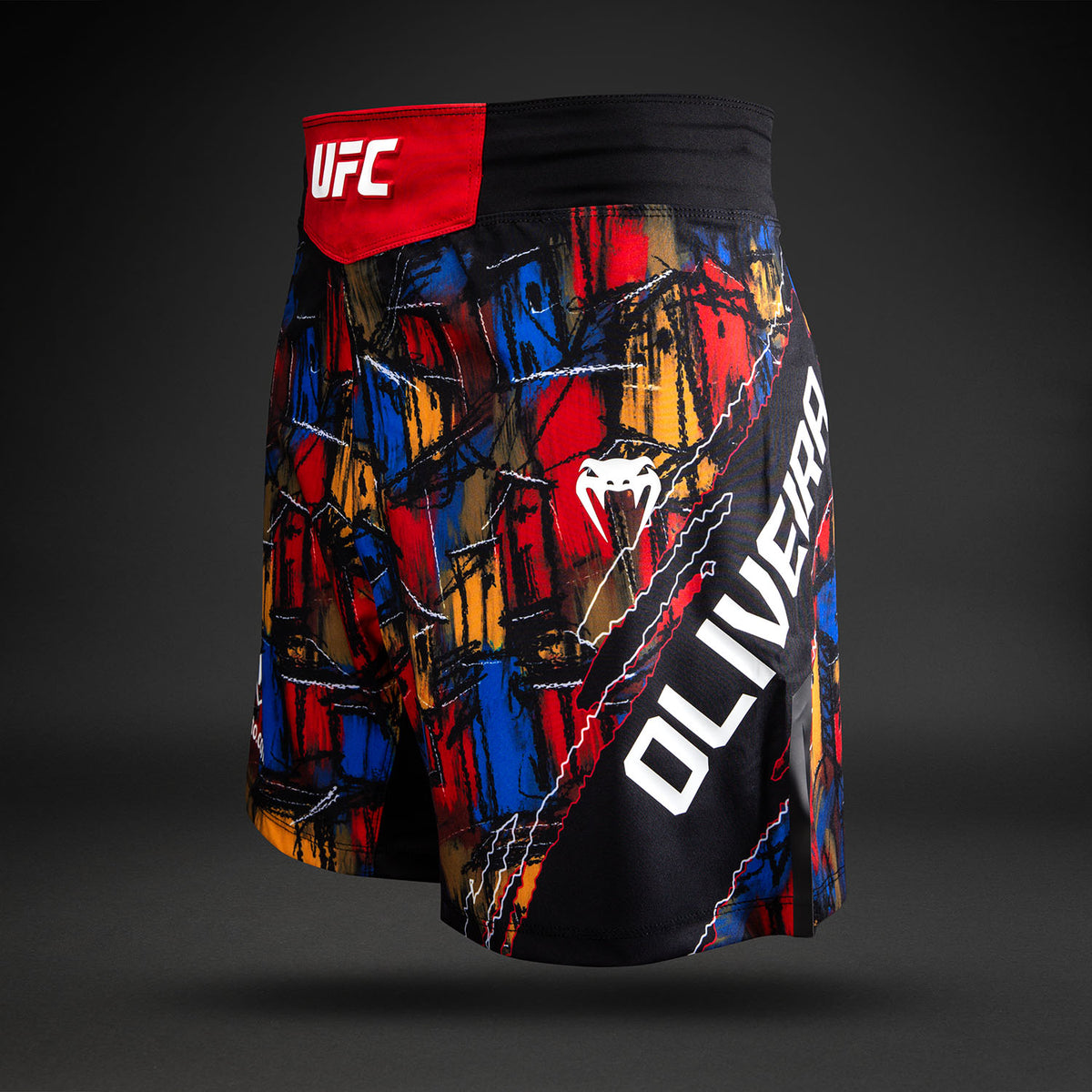 Short de combat pour Hommes UFC Unrivaled by Venum Charles Oliveira - Rouge - product-type_Shorts de MMA