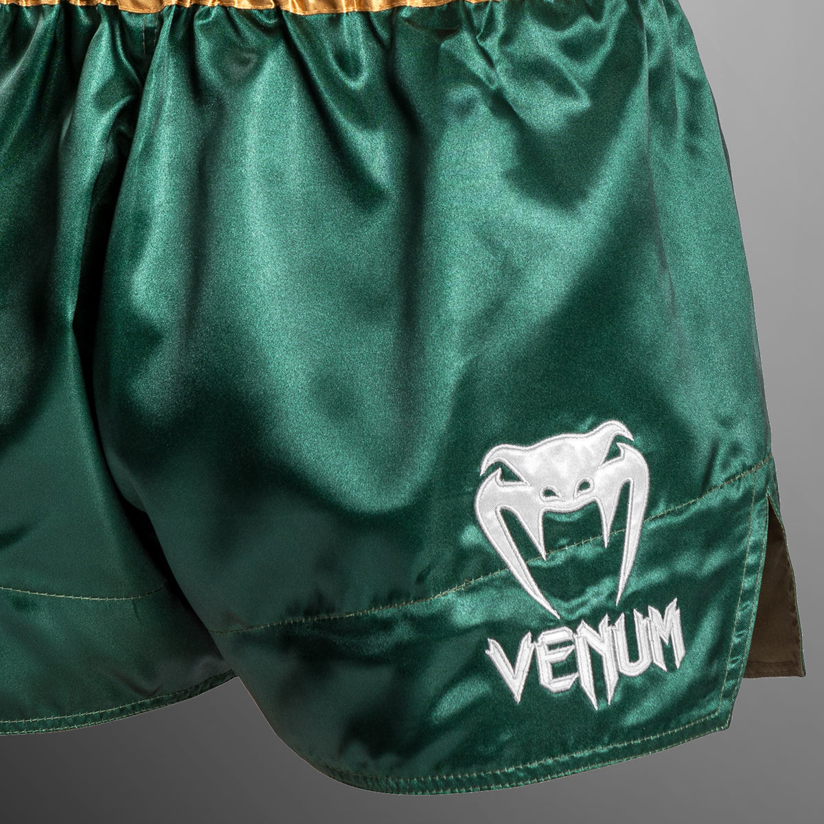 Venum Classic - Short Muay Thaï - Vert/Or/Blanc - product-type_Shorts de Muay Thai