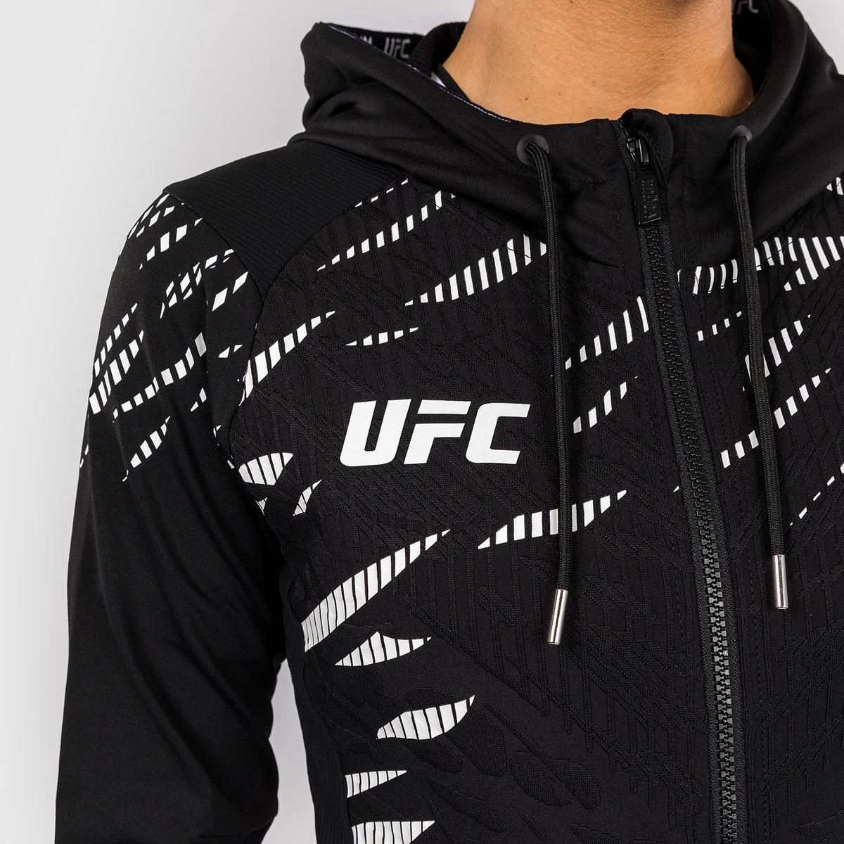 Sweatshirt à Capuche pour Femmes UFC Fusion by Venum Personnalisé Authentic Fight Night - Noir - product-type_Vestes