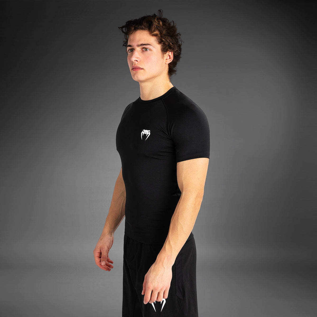 Rashguard à manches courtes pour hommes Venum Contender - Noir/Blanc - product-type_T-Shirts de Compression
