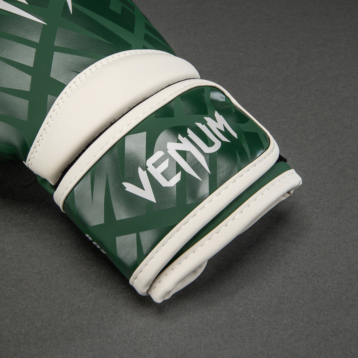 Gants de Boxe Venum Contender 1.5 XT pour enfants - Vert Forêt/Blanc Cassé - product-type_Gants de boxe