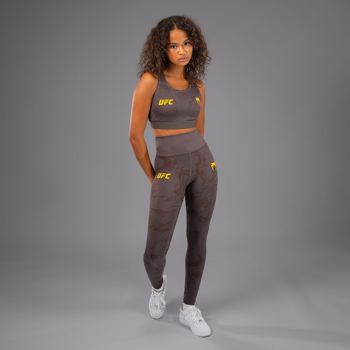 Leggings Performance pour Femmes UFC Fusion by Venum Fight Week - Marron Terrestre - product-type_Leggings
