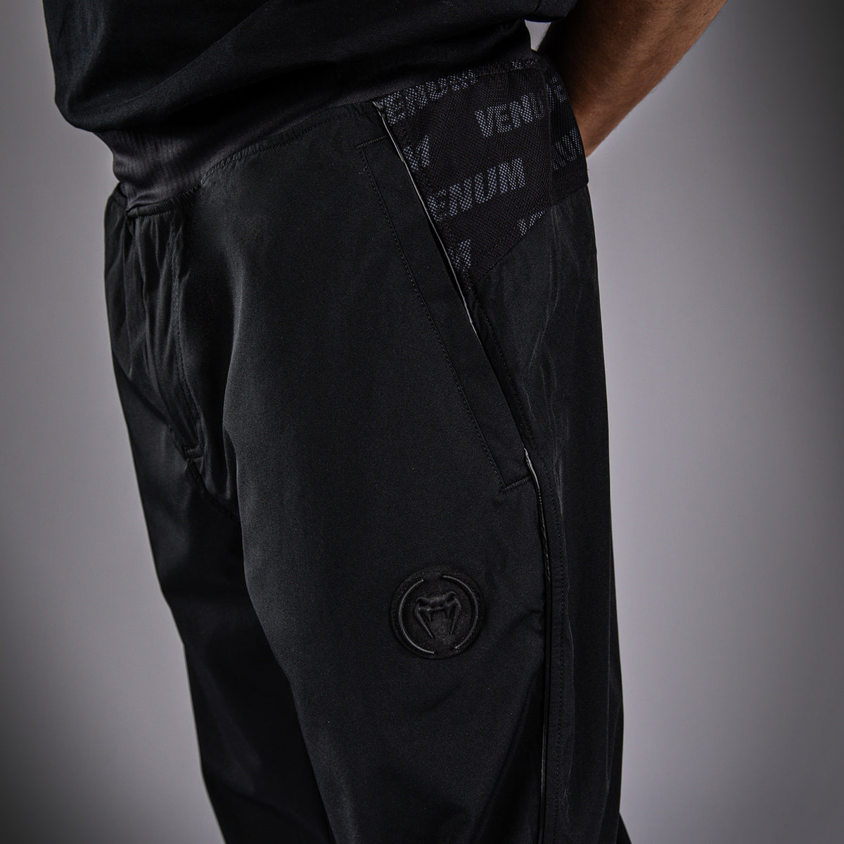 Pantalon de jogging Venum Cargo Light Aero - Noir - product-type_Pantalons de jogging