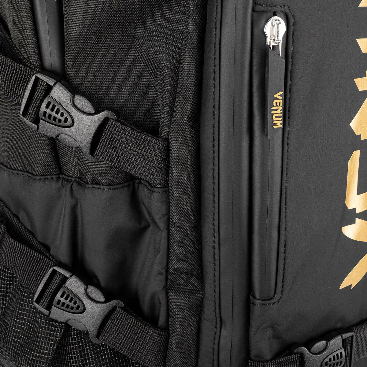 Sac à Dos Venum Challenger Xtrem Evo (50-63L) – Noir/Or - product-type_Sacs de sport